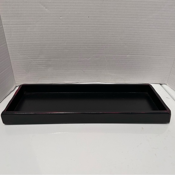 Shallow wood tray (15” x 5-3/4” x 1-1/4”) - Picture 1 of 4